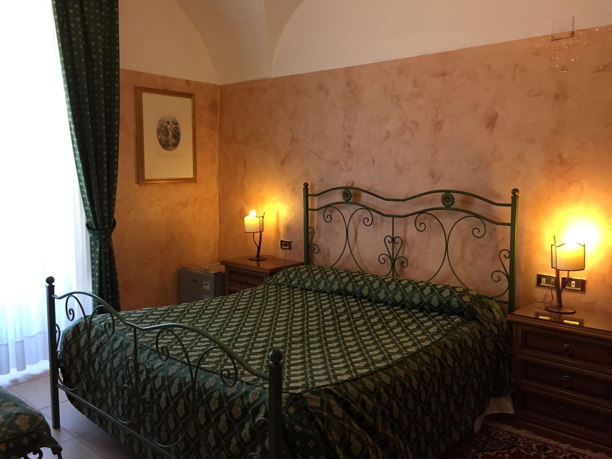 Hotel Centrale Europa Katanya Dış mekan fotoğraf