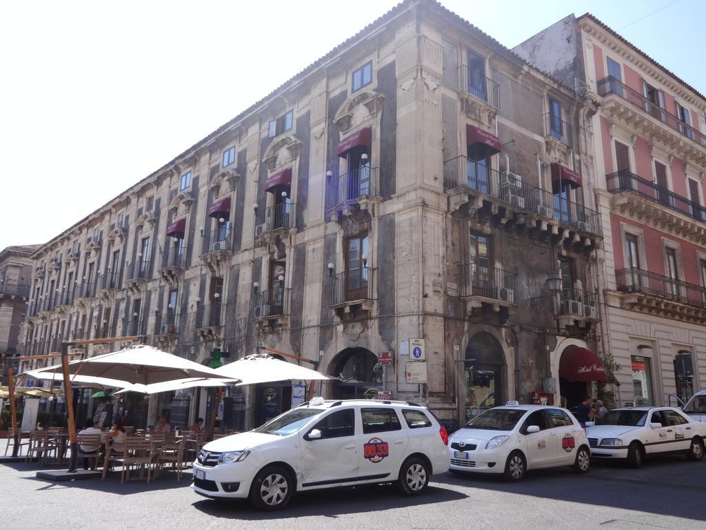 Hotel Centrale Europa Katanya Dış mekan fotoğraf