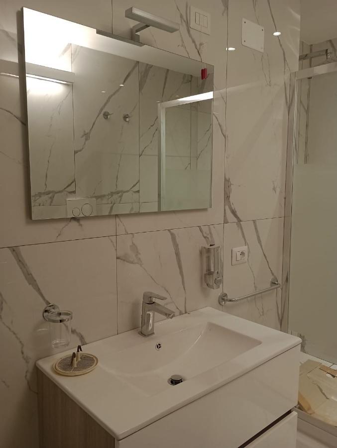 Hotel Centrale Europa Katanya Dış mekan fotoğraf